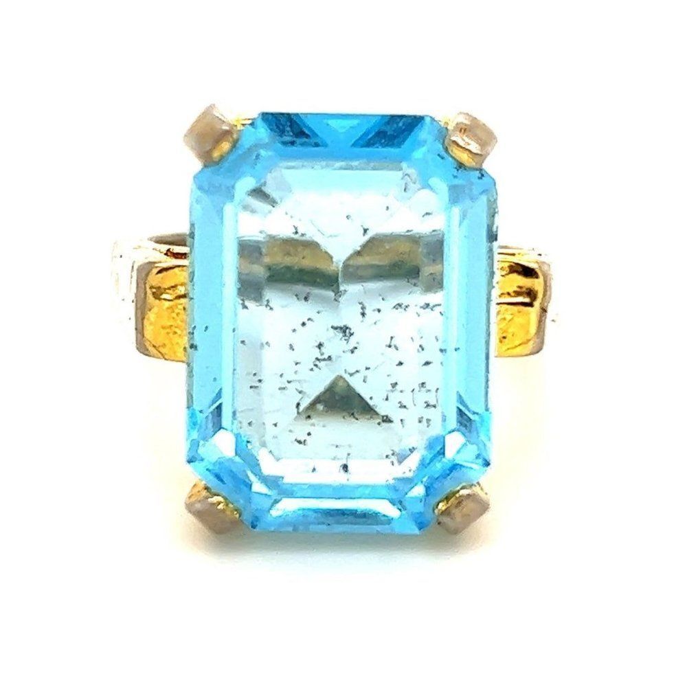 Heavily Used Faux Blue Topaz Ring‎